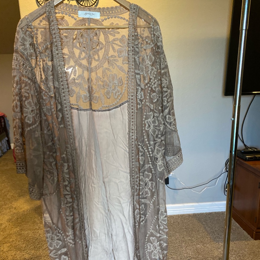 Altar’d State Brown Kimono. Size: L. Price: $20